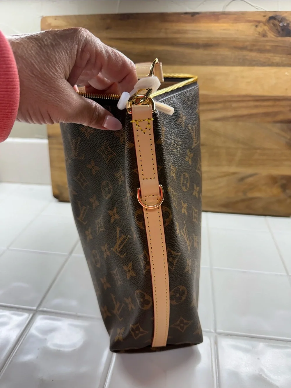 Monogram Canvas Brown Shoulder Bag - Picture 3 of 8